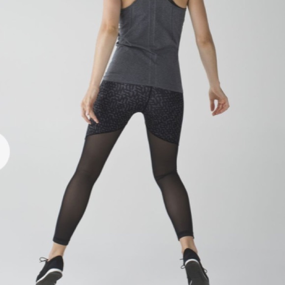 Lululemon Running In The City 7/8 Tight Heathered Net Pop Black womens size 4 - Picture 3 of 10